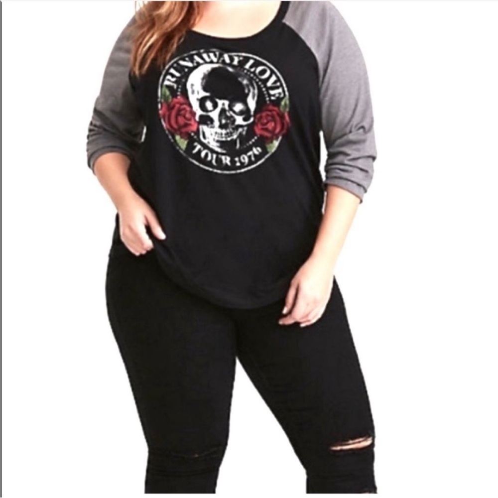 Torrid Top Runaway Love Tour Raglan Tee Size 1 / US 1X - Picture 2 of 8
